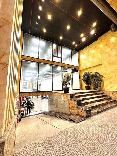Cho thuê sàn 235m2 xây dựng, mt 8m Mặt phố Đặng Tiến Đông