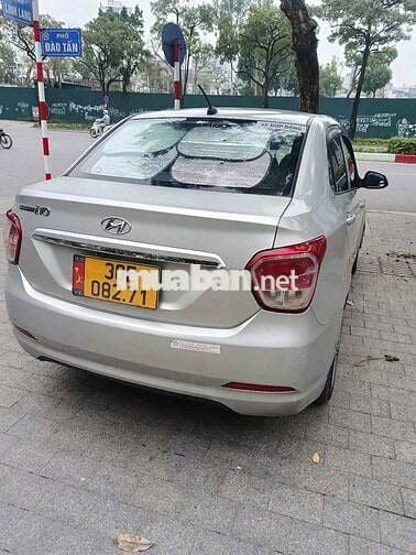 Hyundai Grand i10 2016 Sedan 1.2 MT - 20 km