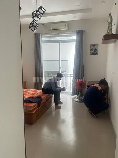 CHO THUÊ PHÒNG 1 NGƯỜI CHỢ 200 XÓM CHIẾU - 28m VUÔNG ĐẦY ĐỦ TIỆN NGHI