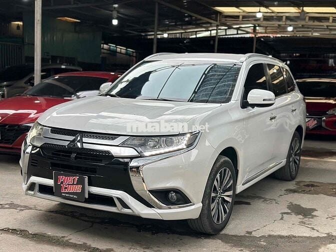 Mitsubishi Outlander 2022 2.0 CVT 39000 km một chủ