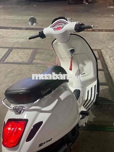 Cần bán lại xe vespa Sprint 125cc ( có giảm).