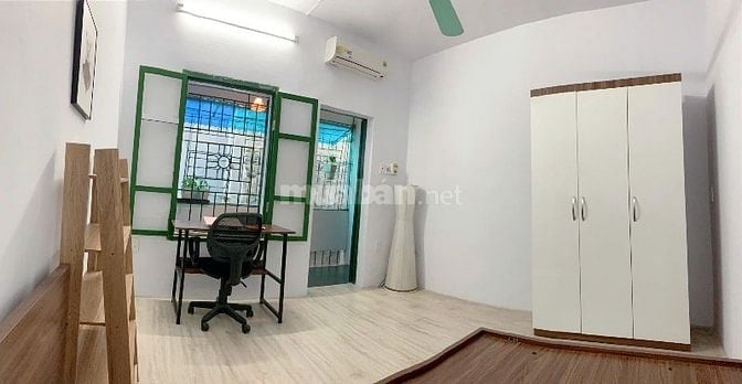 Cho thuê căn hộ 50m2, 2PN, Trần Quốc Toản, Q Hoàn Kiếm
