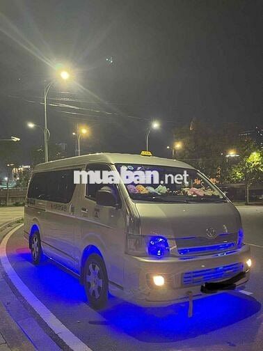 Toyota Hiace 2006 - 16 km