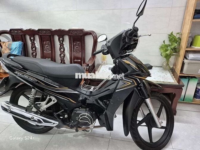 Xe Honda Blade (đen)