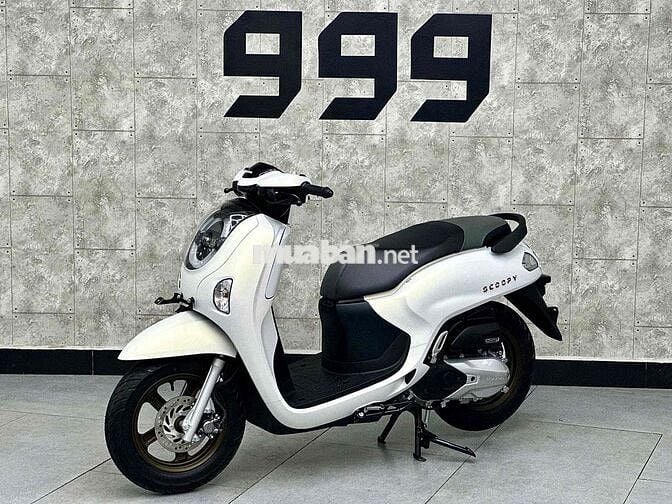 SCOOPY NEW 100%