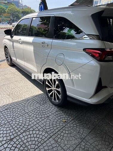 Toyota Veloz Cross 2022 CVT Top - 7000 km