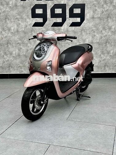 SCOOPY new 100% custom màu