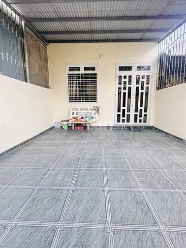 định cư nước ngoài bán gấp nhà Đ.Bàu Tre, Củ Chi 125m2 SHR. Giá 750tr