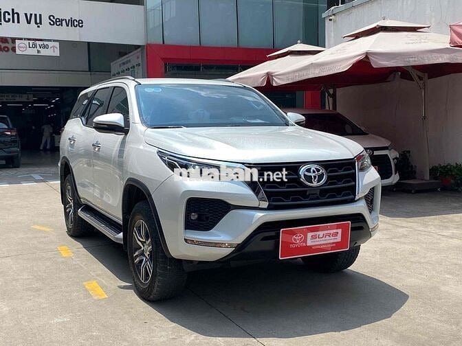 Fortuner tự động máy dầu 2020 sơn rin 100% xe đẹp