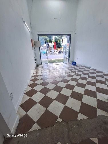 Cho thuê Mặt Bằng Mặt Tiền NGAY GÓC NGÃ 4: Nguyễn Văn Lượng - Nguyễn O
