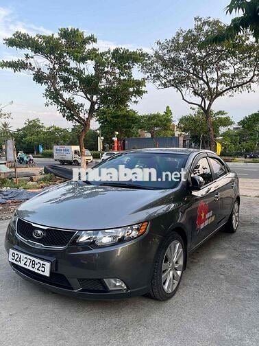Kia Forte 2009 SLi 1.6 AT - 108000 km