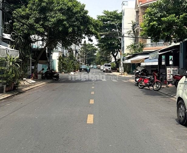 Nhà MT Lê Sao 4.1x18m, 1 lầu gần chợ vị trí đẹp tiện ở và kinh doanh