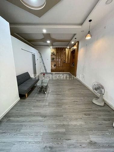 Cho thuê Mặt bằng 45m2 11tr đườg Nguyễn Minh Hoàng, Phường 12,Tân Bình