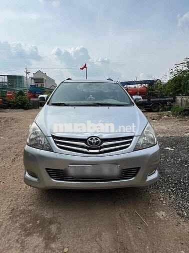 Toyota Innova 2010 V - 138000 km