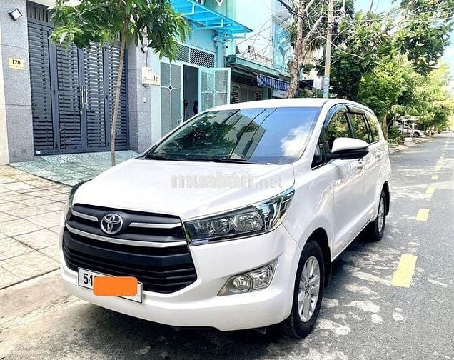 Bán xe nhà TOYOTA INNOVA 2.0E cuối 2018 nguyên Zin