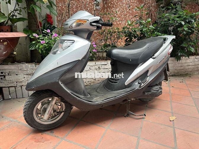 Bà chị nhờ bán xe Attila còn đẹp rẻ