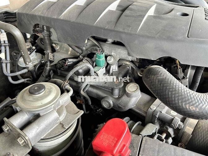 Ford Everest 2010 2.5L 4x4 MT - 135000 km