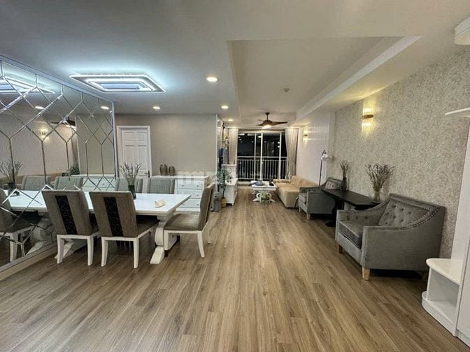 Mời thuê CC EverRich, Quận 11, căn 120m2, 2PN, full, giá 19 tr/th