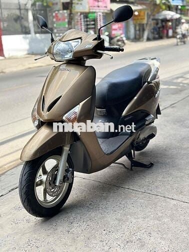 HONDA LEAD ĐỜI 2011 , XE CÒN ĐẸP VÀ MỚI 95 %