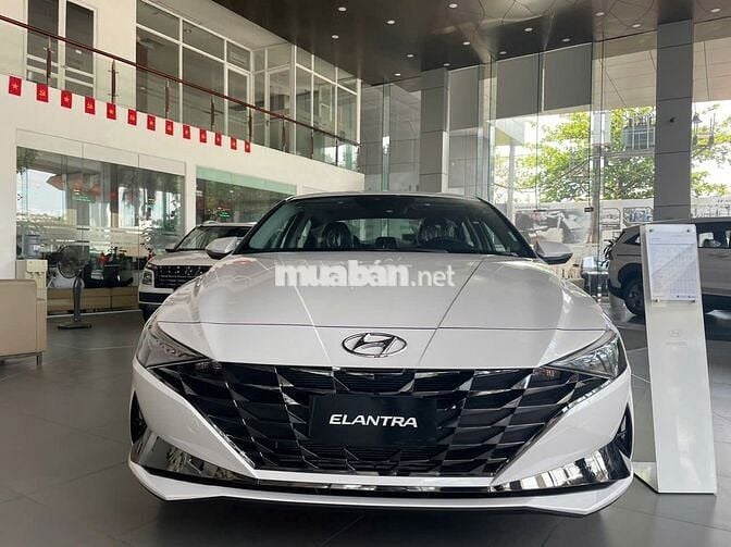 Hyundai Elantra 2025 1.6At Đặc biệt Xả Kho Giá Tôt