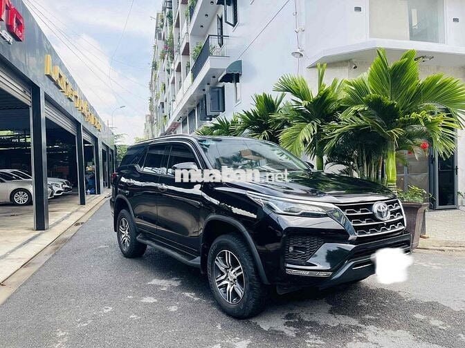 Toyota Fortuner 2021 2.4AT 4x2 - 48000 km