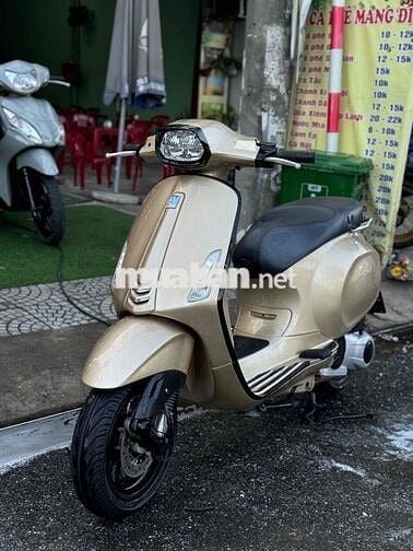 vespa sprinth up tft siêu đẹp hỗ trợ góp nợ xấu