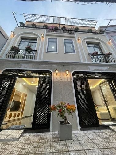 Nhà 4,5 x 9 nở hậu 5m đúc 1 trệt 2 lầu huỳnh khương an p5 gò vấp 