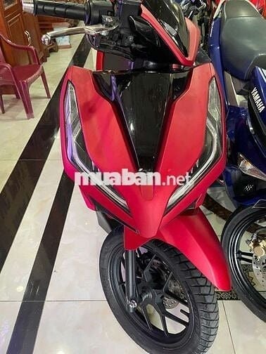 Vario 125 đỏ nhám