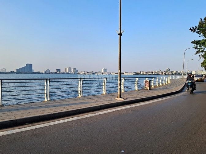 Bán Nhà Trích Sài Tây Hồ , 85 Tỷ, 220m2 , Biệt Thự , Cách Hồ Tây 10 m