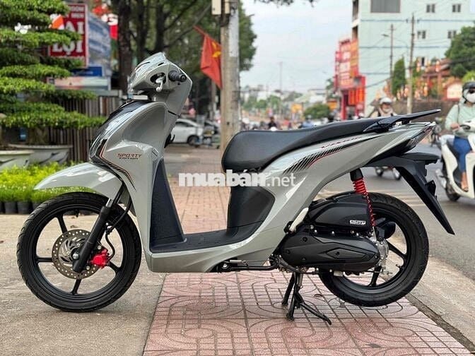 vision bản thể thao xám xi măng chính chủ phố