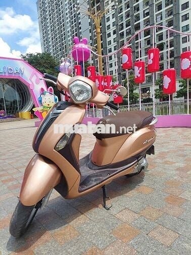 Bán Xe Yamaha Grande mầu vàng đồng cực đẹp