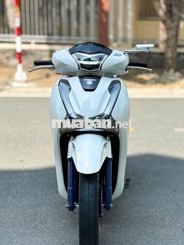 SH 125 ABS 2018 trắng zin đẹp, ký nhanh