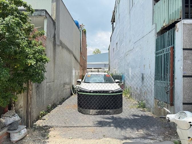 CHÍNH CHỦ BÁN ĐẤT DIỆN TÍCH 85.2M² HẺM XE HƠI GẦN ĐƯỜNG KÊNH NƯỚC ĐEN