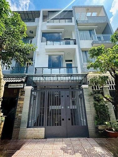 Cho thuê nhà 24a cư xá trần quang diệu , phường 14, quận 3