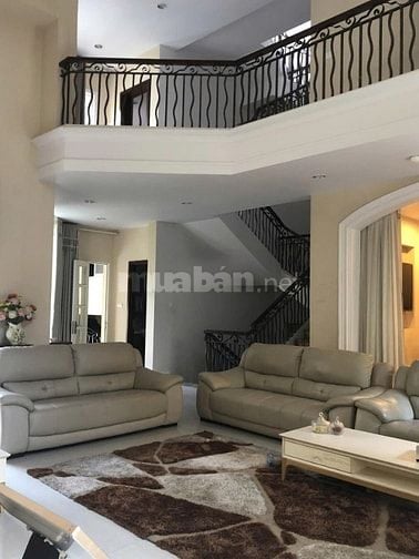 Cho thuê BIỆT THỰ đẹp xuất sắc Nguyễn Đình Chiểu, Q1 : 1500m2 , 