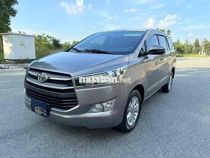 Toyota Innova 2018 - 106000 km