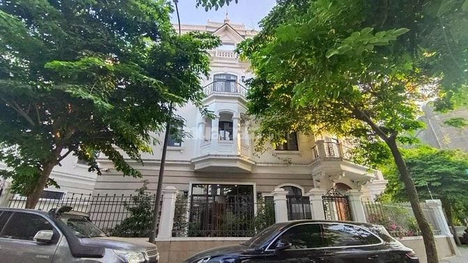 Bán nhà biệt thự Victoria dự án Novaland TM. Lợi Quận 2 cũ 267m2 65 tỷ