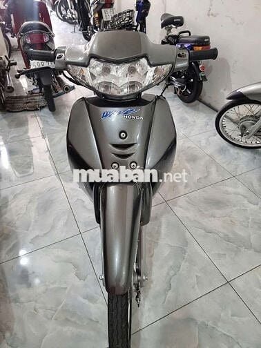 Tq.dọn mới nguyên con. Bình đề đầy đủ
