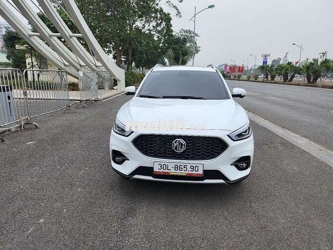 MG MGZS 2024 Luxury 1.5 AT 2WD - 10000 km