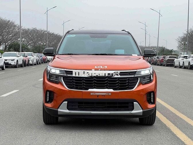 Kia Seltos 2024 1.5 Premium - 7000 km
