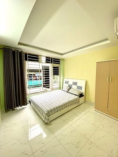 Phòng mới hoàn thiện, sẵn nội thất, mát mẻ. Ngay chợ Bà Chiểu