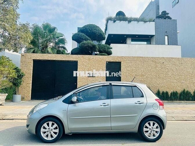 Toyota Yaris số tự động nhập Thái