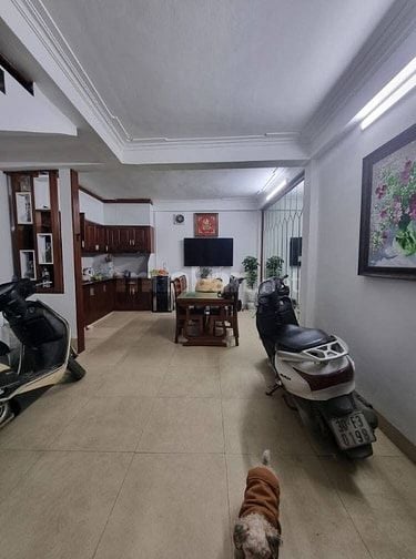 Nhà 5T căn góc ngõ Thuỵ Khuê-Hoàng Hoa Thám ngõ cụt 2m sát phố