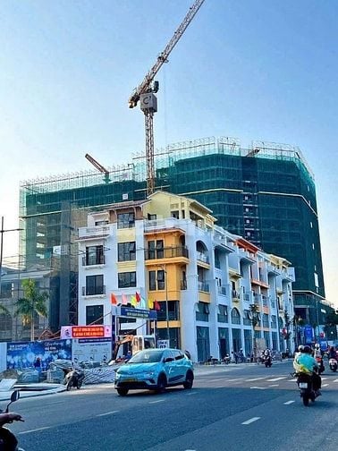 BÁN CĂN TOWNHOUSE SONATA MẶT TIỀN ĐƯỜNG TRẦN HƯNG ĐẠO