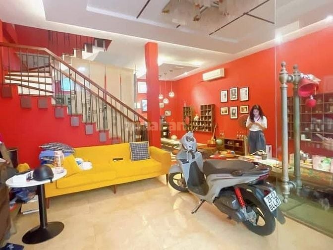 Nhà Đẹp Ở Luôn Thái Thịnh, Đống Đa 60m, 4 tầng, mt 7m, giá 11.5 tỷ.