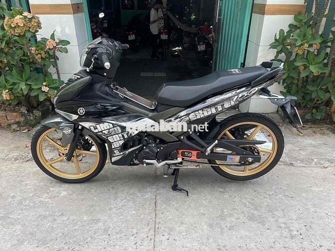 Cần bán ex 150 màu hot có bán góp