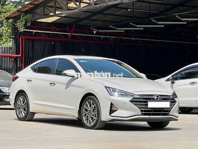 Elantra 2021 2.0 AT 21000km xe ít đi còn mới