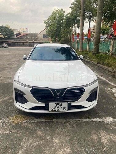 VinFast Lux A2.0 2022 A2.0 Tiêu chuẩn - 40000 km