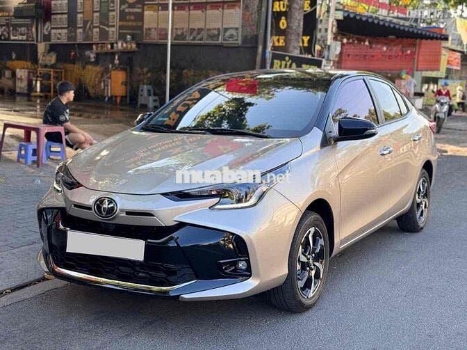 Toyota Vios 2025 G 1.5 CVT - 2000 km sơn zin 100%