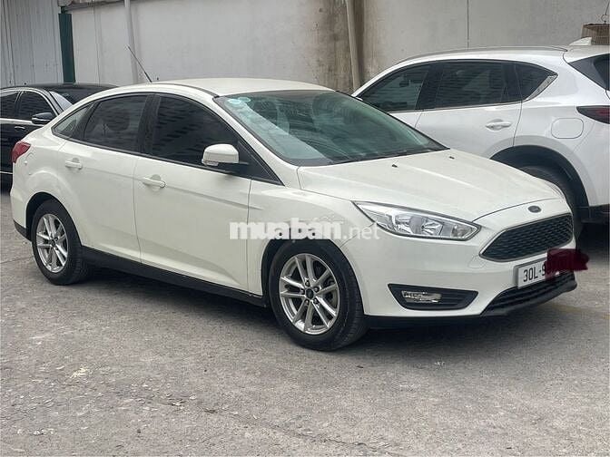 Ford Focus 2017 Trend 1.5L - 73000 km